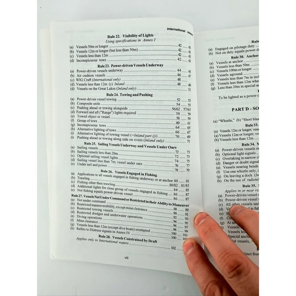 U.S. Coast Guard Navigation Rules International-Inland Revised 2010 (Paperback)